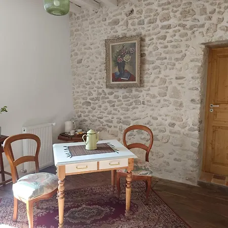 Oda ve Kahvaltı D'hotes - Retour A La Ferme 3*